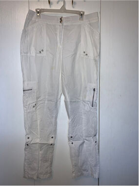 Women's Chico's White Cargo Capris size 1.5